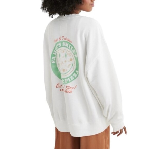 aerie Tops - Aerie The Chill Crew Oversized Famous Smiley Pizza
Sweatshirt Medium NWOT